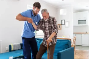 home-care-cuidador-de-idosos